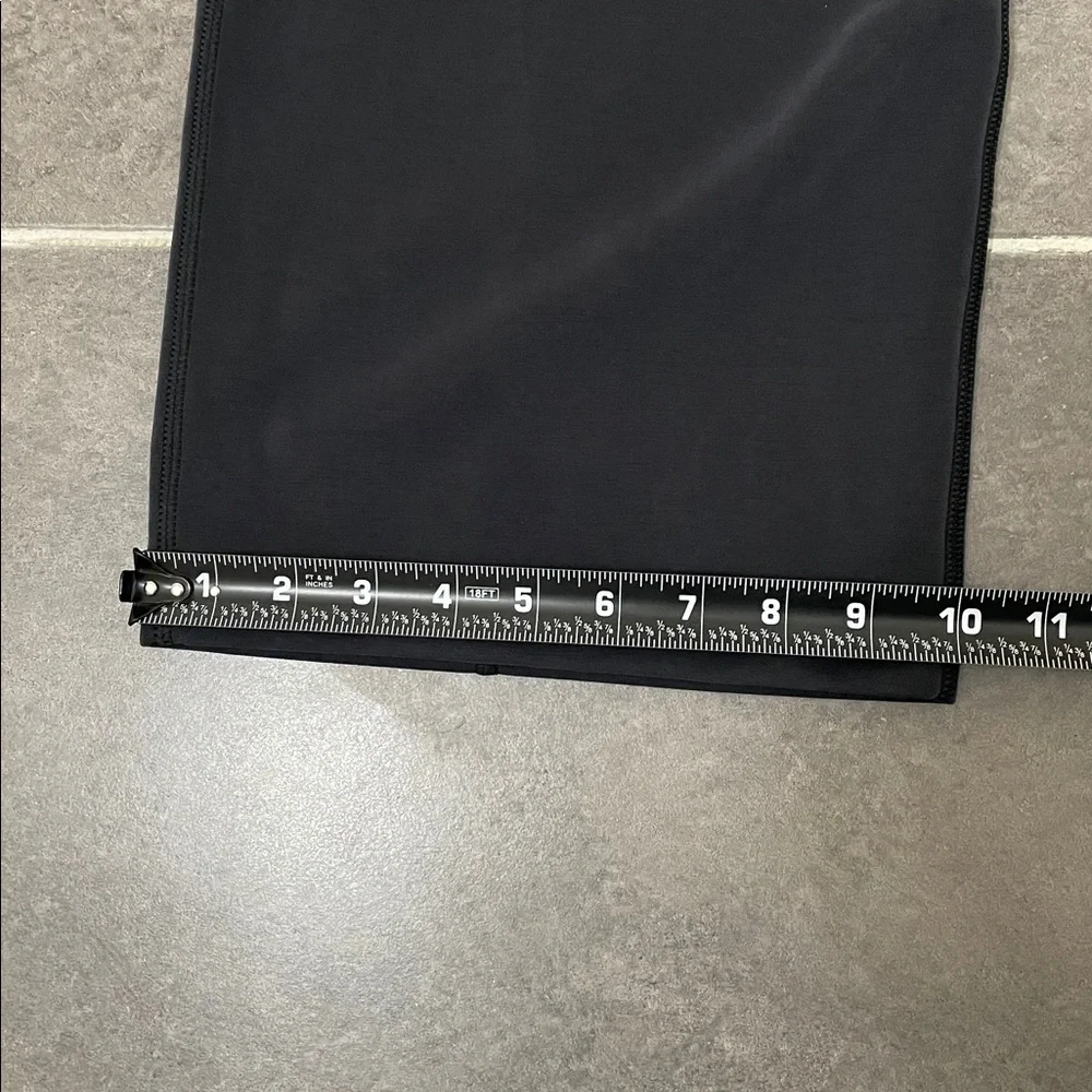 Lululemon Softstreme High-Rise Straight Leg Crop size 14
